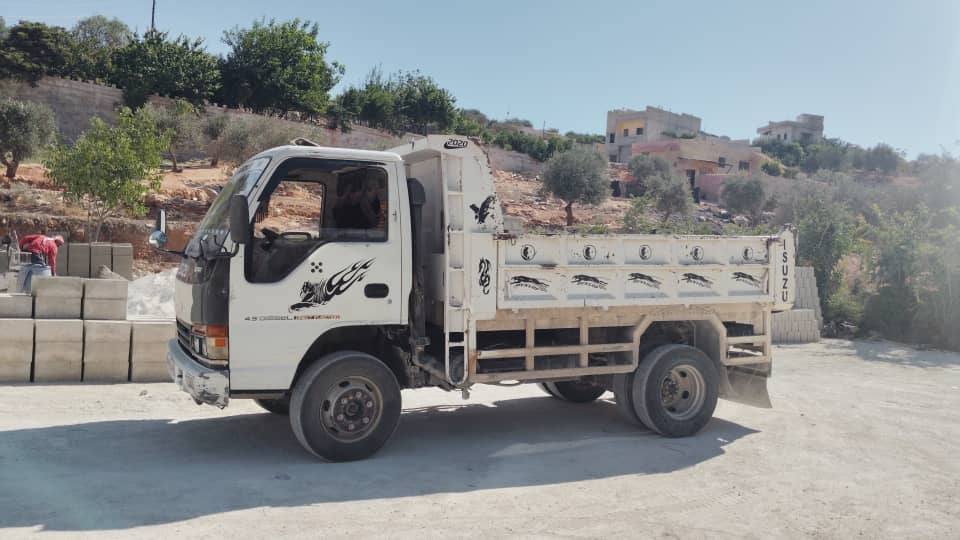 For Sell in Syria Dump Truck, Isuzu Dump Truck, Europe Papers