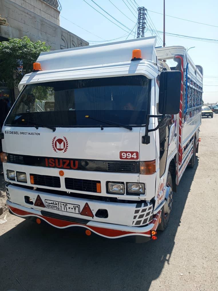 Isuzu Truck for sell in Syria,