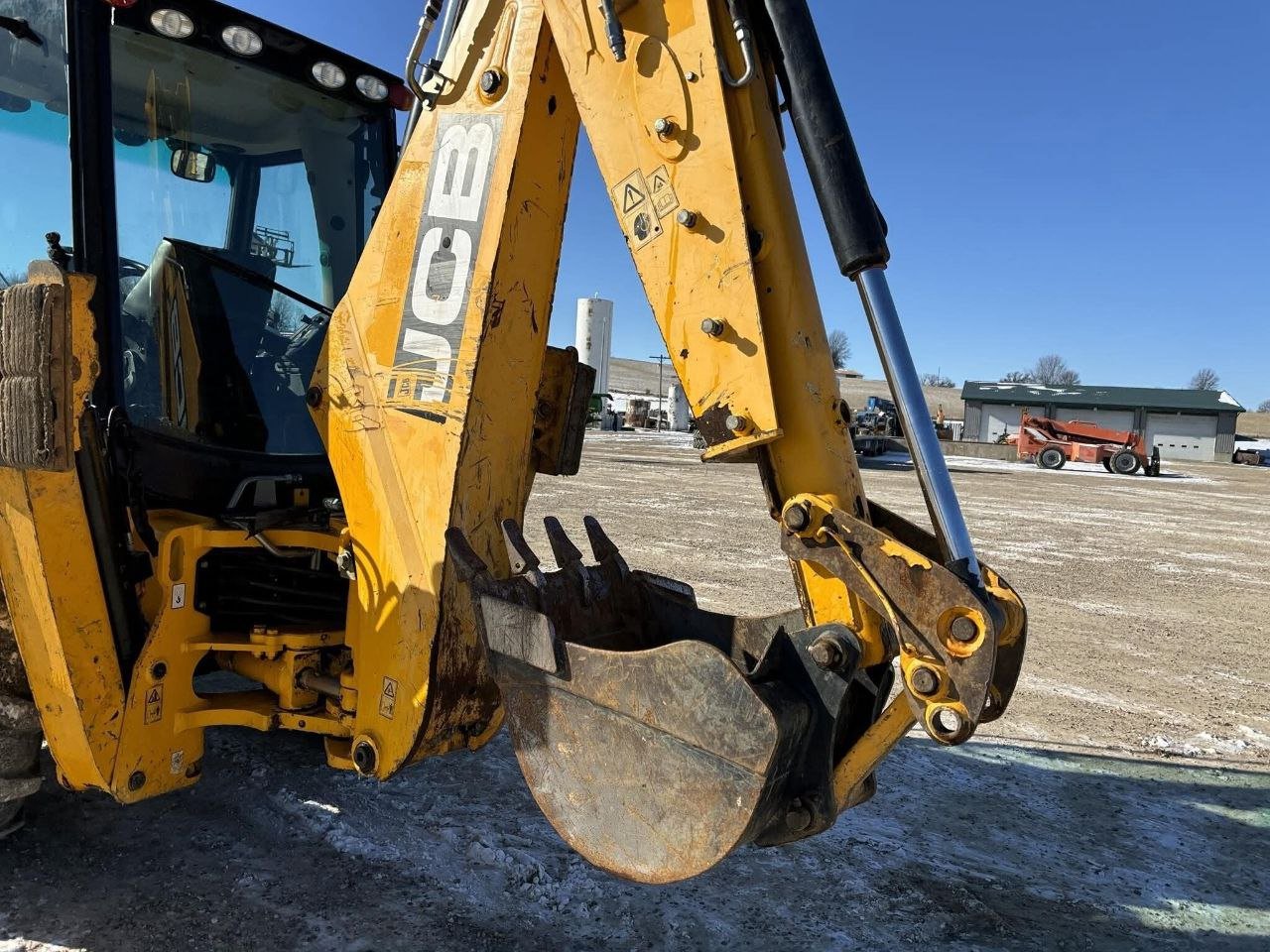 JCB loader for sale, 2015 model, located in Homs, Homs loader market