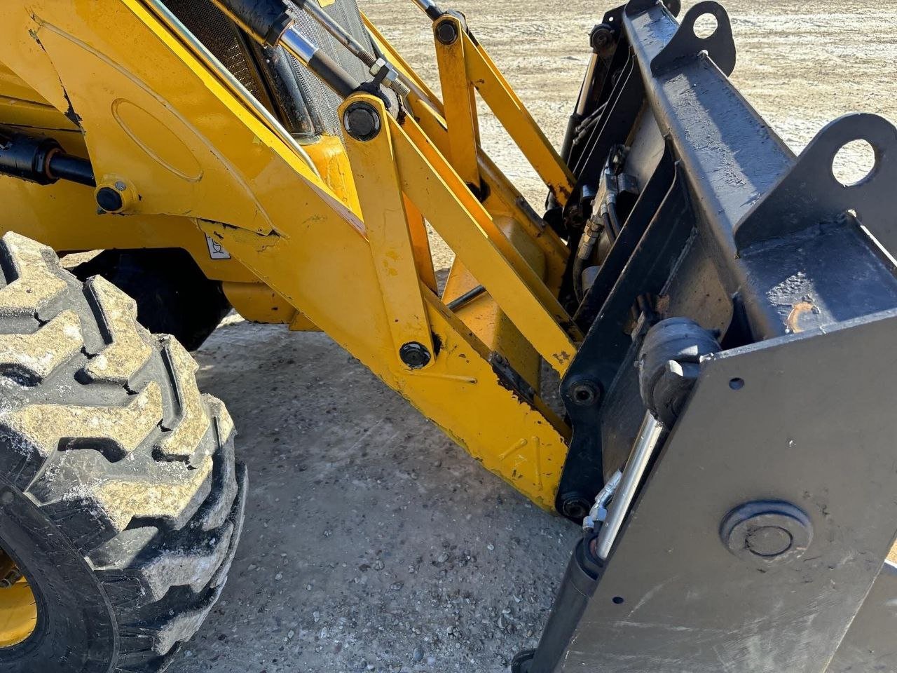JCB loader for sale, 2015 model, located in Homs, Homs loader market