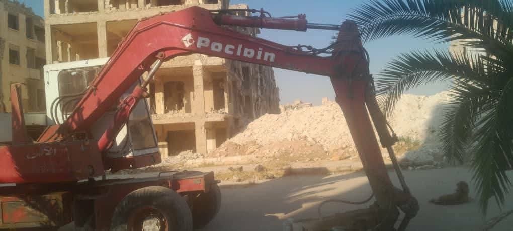 حفارة بوكلين موديل 1990 بحالة ممتازة جاهزة للعمل، تواجد الحسكة، أكبر سوق لبيع المعدات الثقيلة في سوريا