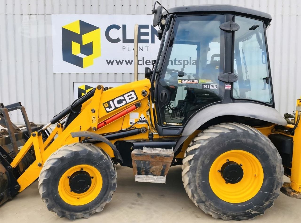JCB 3CX Loader Model 2015 Location Damascus