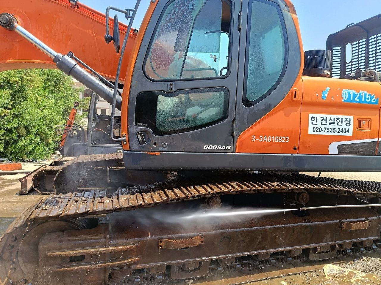Doosan DX300 Excavator, 2017 Model, Located in Damascus, Arabic Heavy Equipment Market