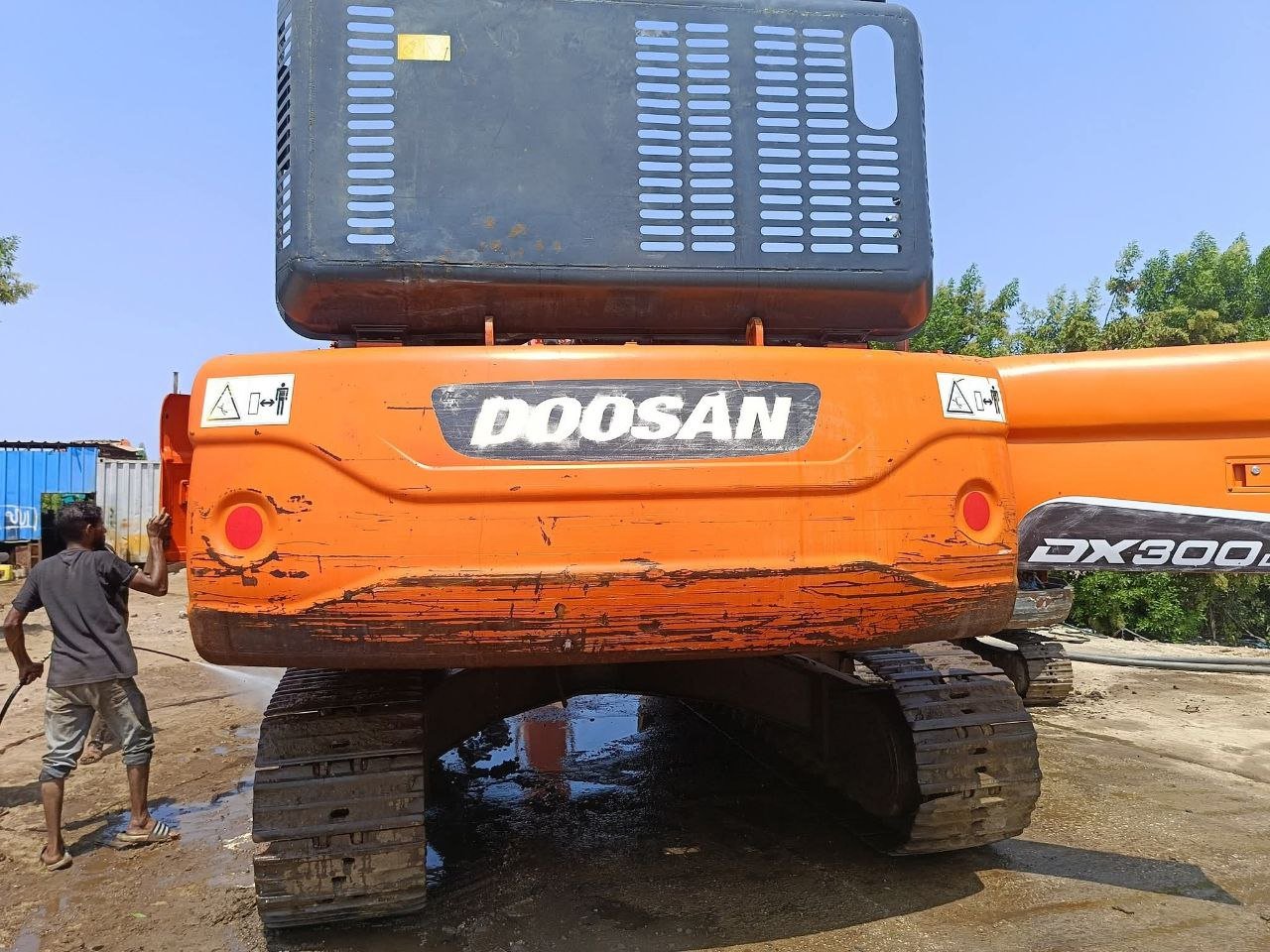 Doosan DX300 Excavator, 2017 Model, Located in Damascus, Arabic Heavy Equipment Market