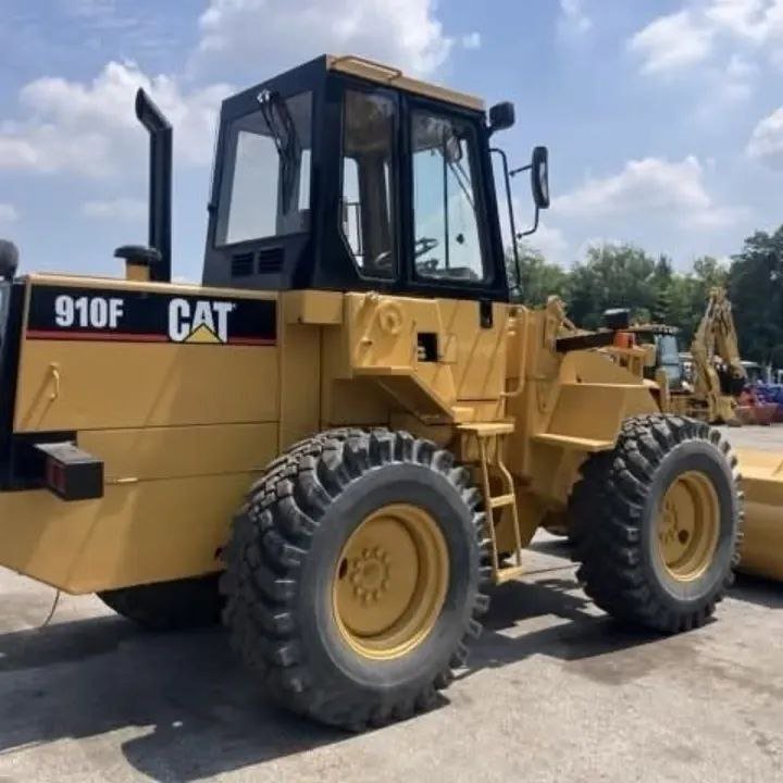 Caterpillar 910F Loader Original – Unmatched Power! Available in Daraa, Shop Heavy Equipment at the Best Prices