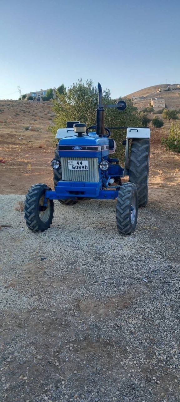 تركتور ماسي فرد 4610 ماتور قير جك فحص كامل,تواجد الرقة,بيع وشراء الجرارات الزراعية