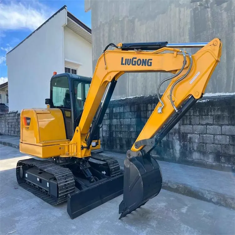Chinese Equipment Agency in Syria, Excavator 906F Model 2024 Located in Aleppo, Heavy Equipment Market Syria