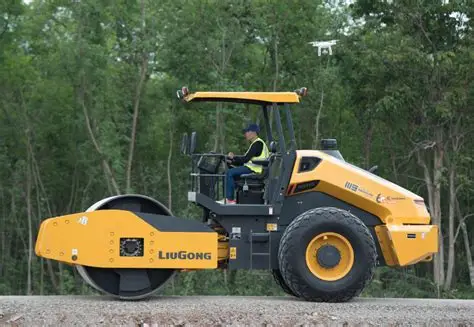 Chinese Equipment Agency in Syria, LiuGong Roller Model 6011E 2021 Located in Aleppo, Heavy Equipment Market Syria