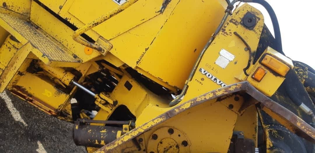 Volvo Loader for Sale in Latakia, Volvo 846 Model 1979 Located in Latakia, Heavy Equipment Market in Syria