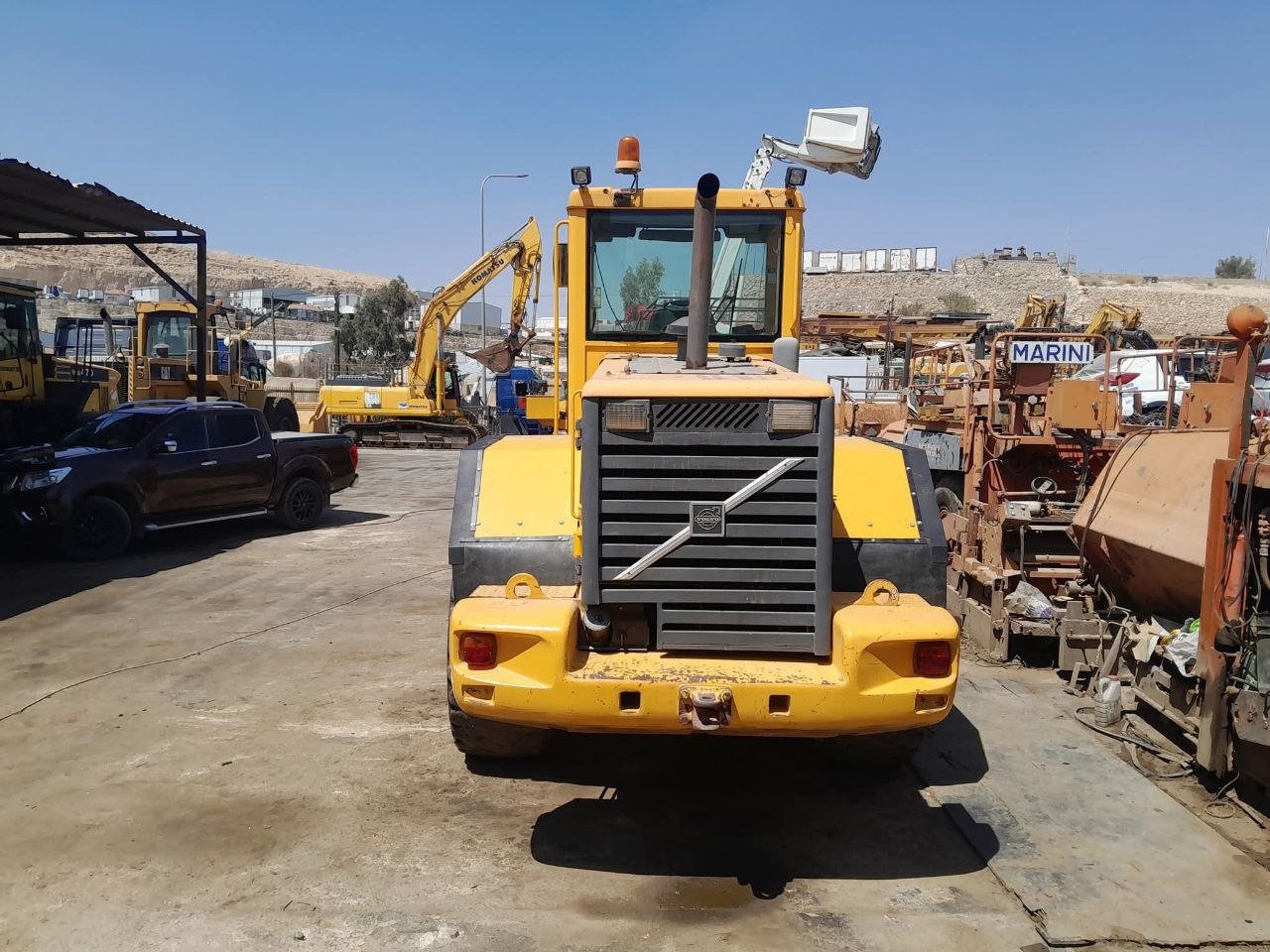 Volvo Loader for Sale in Damascus, Volvo L90 D Loader Model 2000 Imported from Europe Fully Inspected Located in Damascus, Largest Arab Market for Loaders
