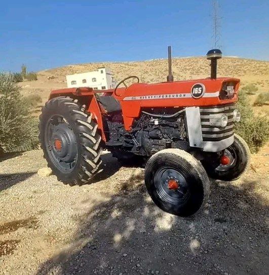 للبيع جرار ماسي في حمص، تراكتور Massey Ferguson 165 موديل 1995، تواجد حمص، أفضل العروض على المعدات الزراعية الثقيلة