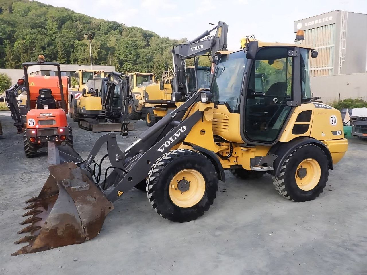 Volvo Loader for Sale in Damascus, 2016 Volvo L25, Located in Damascus, Best Deals on Heavy Loaders and Equipment