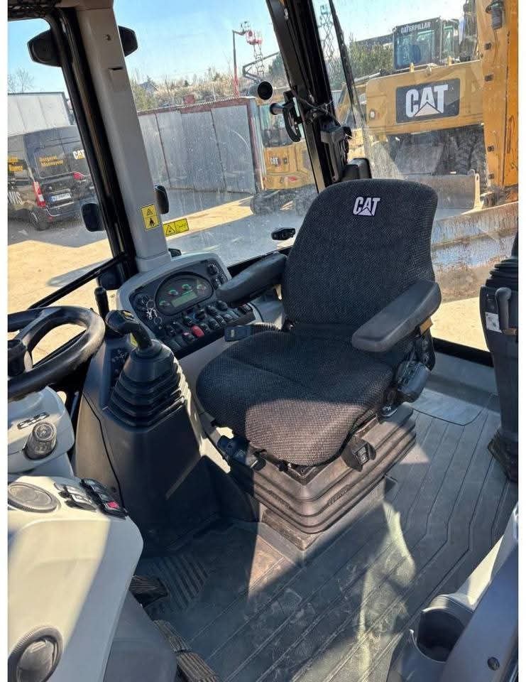 CAT Backhoe Loader for Sale in Aleppo, 2015 CAT 432F2, Located in Aleppo, Best Deals on Heavy Loaders and Equipment