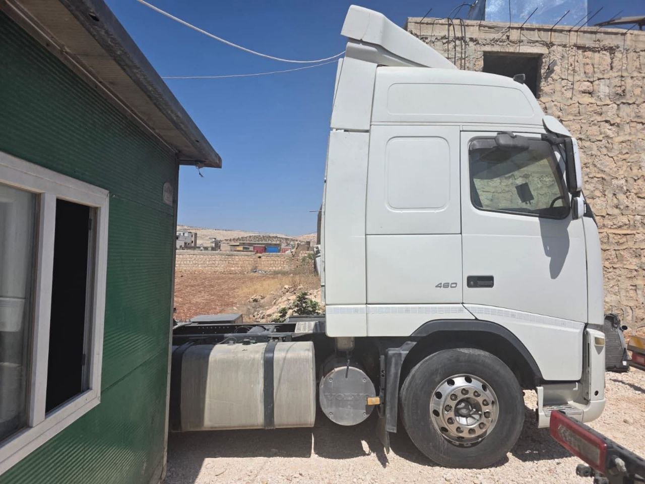 Volvo Truck Head for Sale in Aleppo, 2005 Volvo FH 460 Updated, Located in Aleppo, Best Deals on Trucks and Heavy Equipment