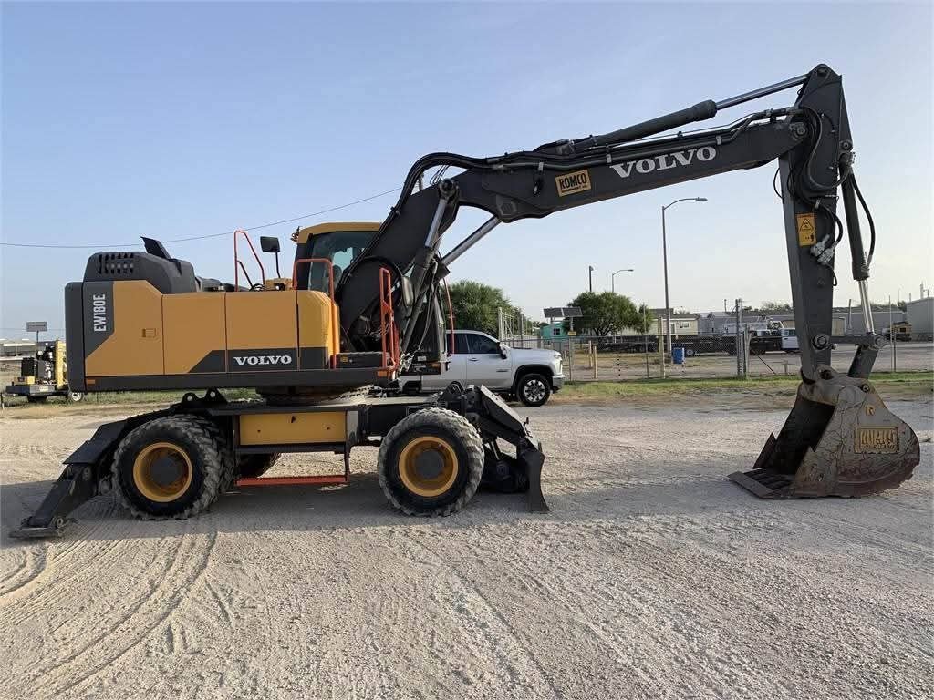 Volvo Excavator for Sale in Aleppo, 2019 Volvo EW180E Wheeled Excavator in Excellent Condition, Located in Aleppo, Best Deals on Excavators and Heavy Equipment