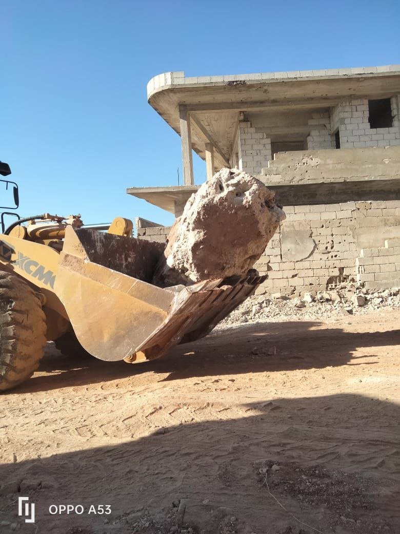 XCMG Loader for Sale in Idlib, 2000 XCMG Wheel Loader in Good Condition, Located in Idlib, Best Heavy Equipment Deals