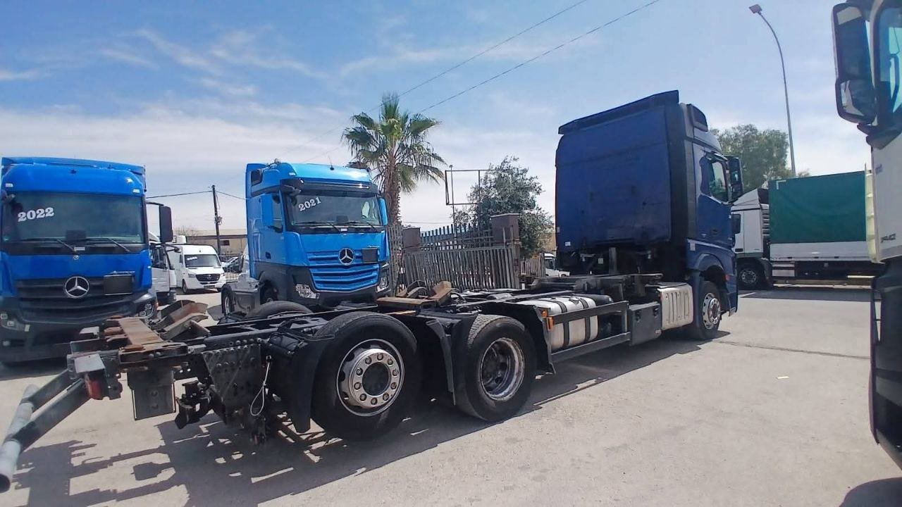 Mercedes Actros Truck Head for Sale in Damascus, 2015 Mercedes Actros MP4 2545 in Excellent Condition, Located in Damascus, Best Deals on Trucks and Heavy Equipment