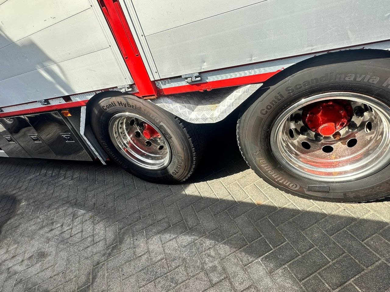 Scania Truck for Sale in Damascus, 2017 Scania V8 R520 in Good Condition, Located in Damascus, Largest Market for Trucks and Heavy Equipment