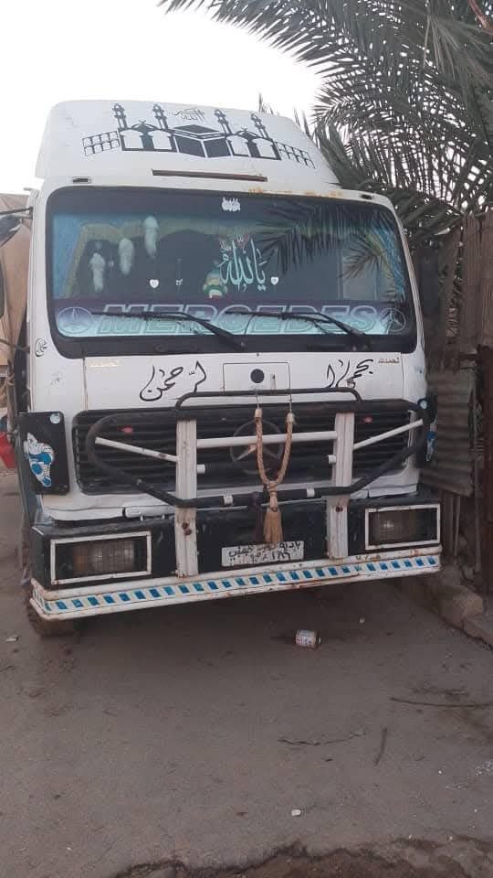 Truck for Sale in Syria, Mercedes 420 Model 2002 Located in Damascus, Trucks & Heavy Equipment Market Syria