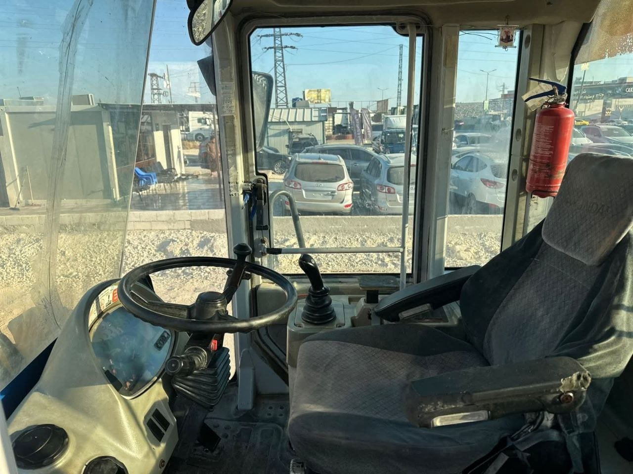 Wheel Loaders for Sale in Syria, Hyundai 760 Loader 2010 Model in Excellent Condition, Located in Idlib, Best Heavy Equipment Deals