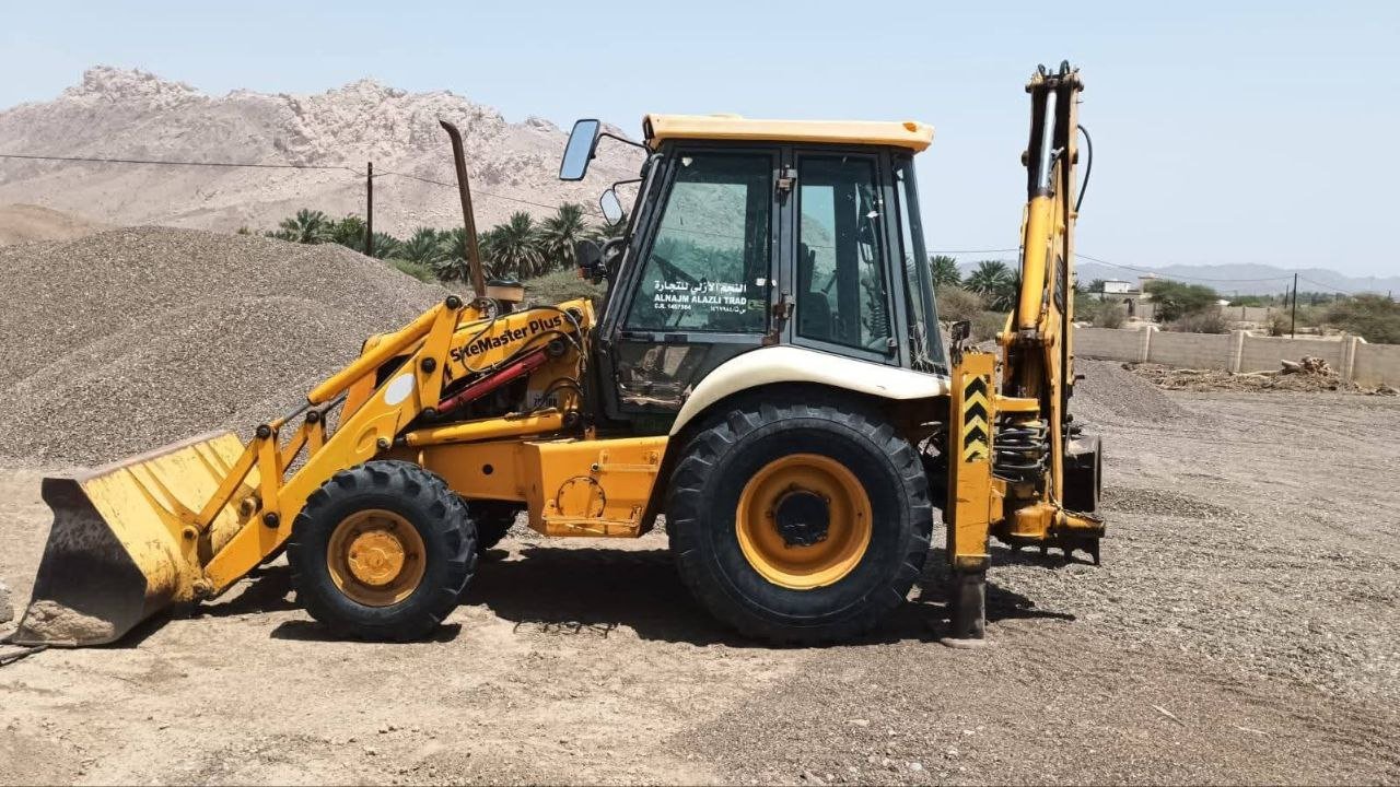 تركس جي سي بي للبيع في سوريا، لودر + حفار JCB موديل 1997 بحالة جيدة، تواجد دمشق، أفضل عروض اللوادر والحفارات