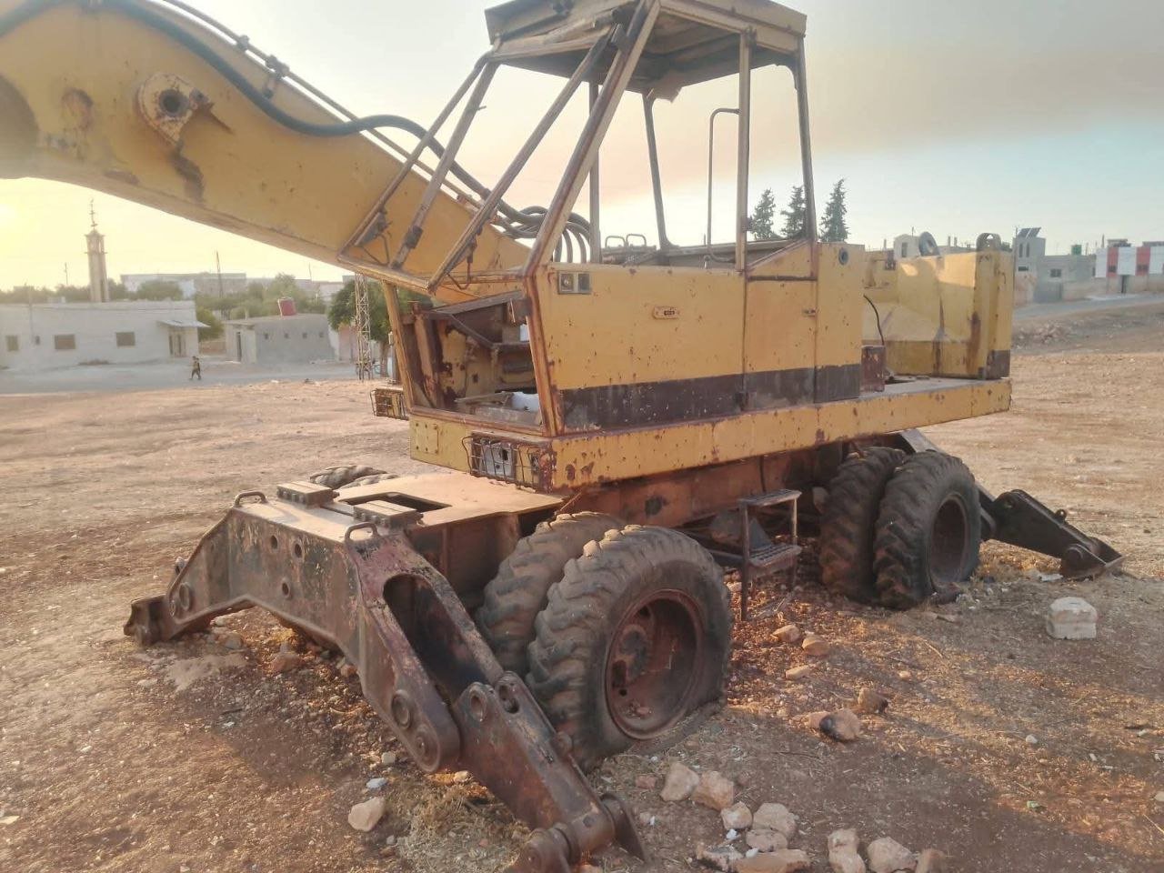 Caterpillar Excavator for Sale in Syria, Caterpillar 214 2010 Model, Located in Idlib, Heavy Equipment Deals