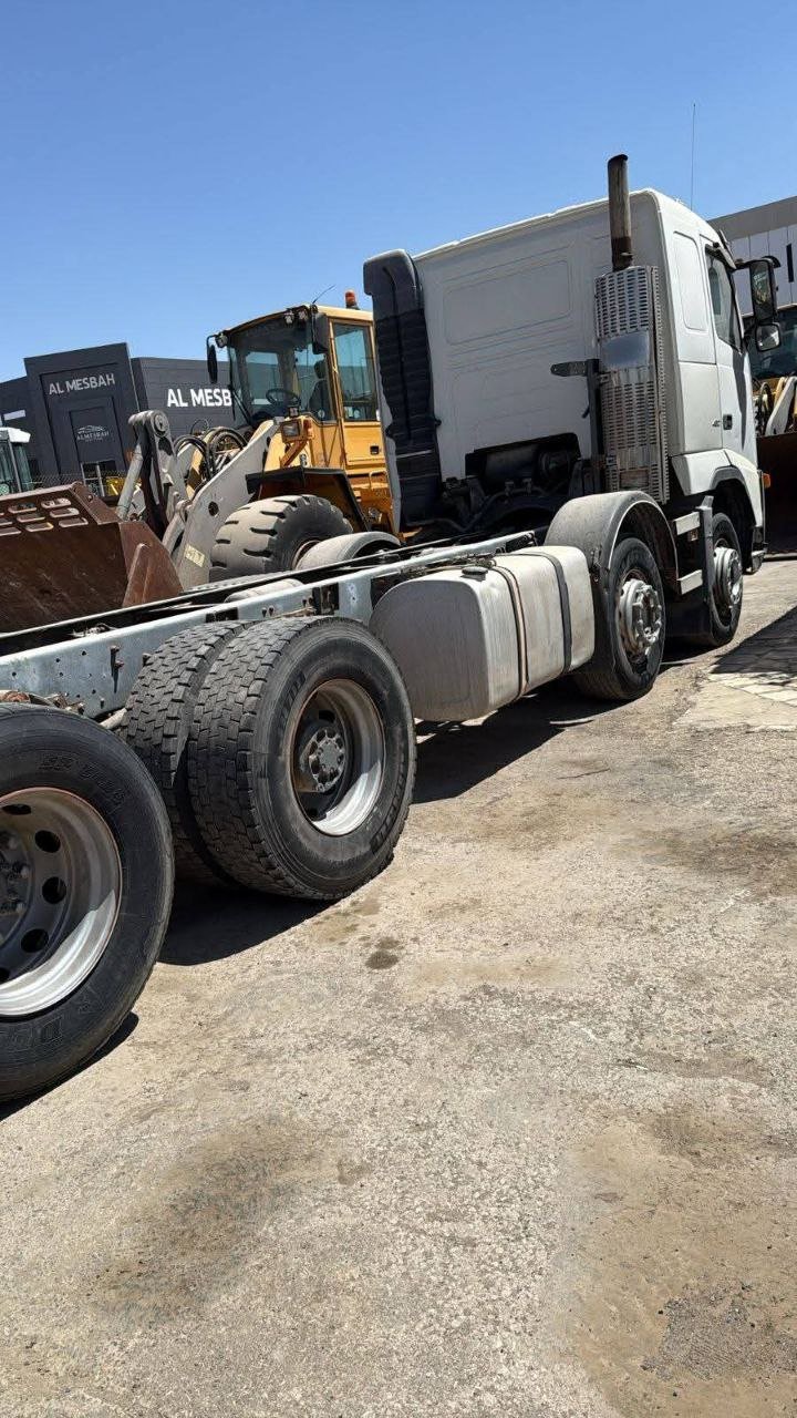 Volvo Dump Truck for Sale in Syria, Volvo 480 2004 Model, Located in Damascus, Heavy Equipment Marketplace