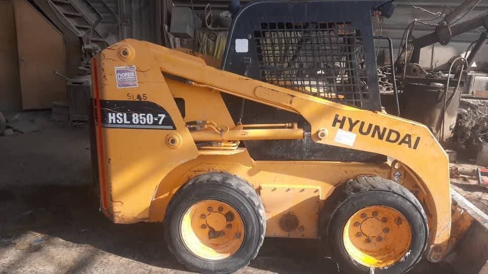 بوبكات شيول هيونداي للبيع في سوريا، Hyundai HSL850 موديل 2012، تواجد دمشق، أكبر سوق لبيع المعدات الثقيلة
