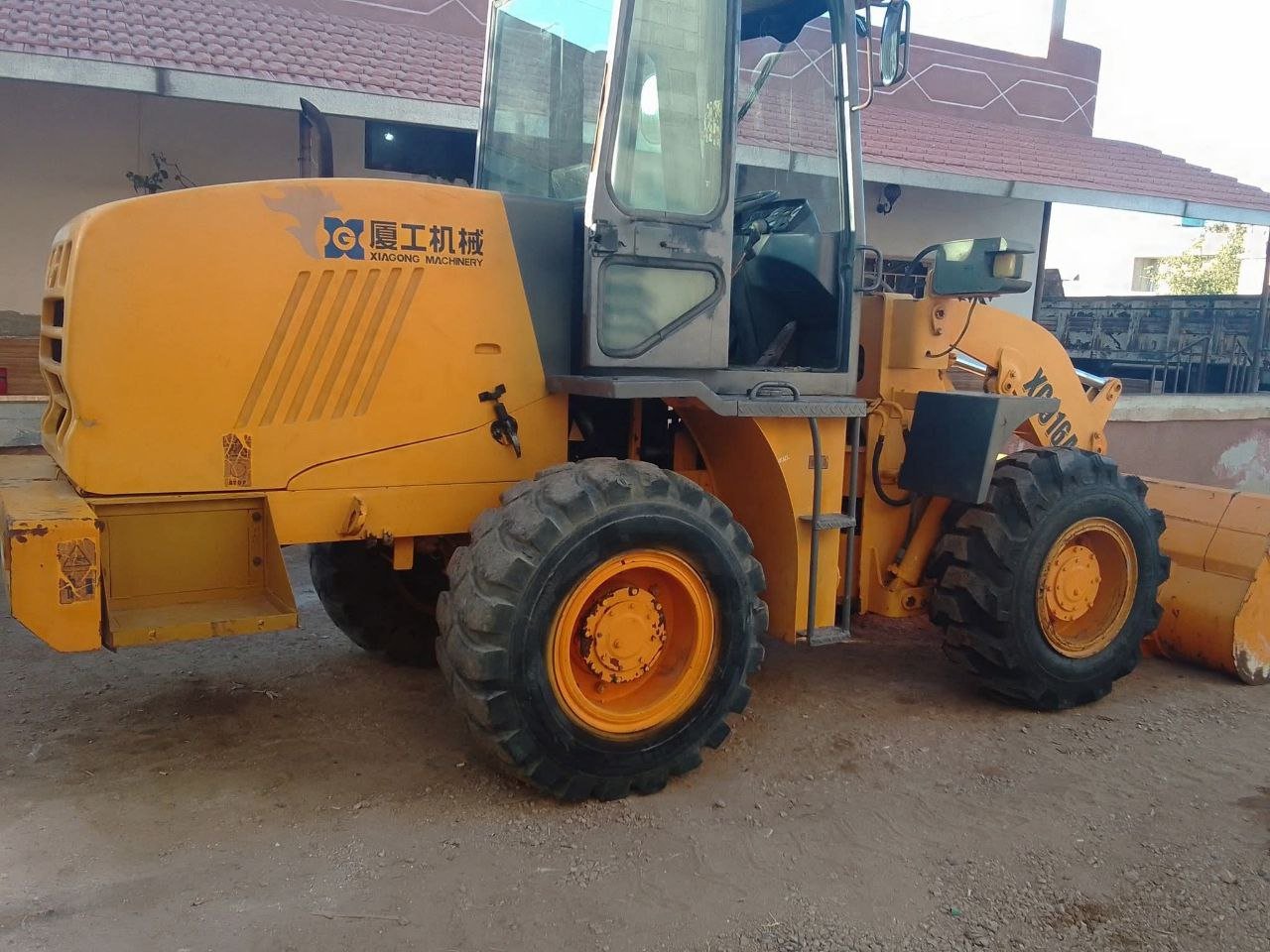 Chinese XG Loader for Sale in Syria, XG 2008 Model, Located in Damascus, Best Prices for Heavy Equipment