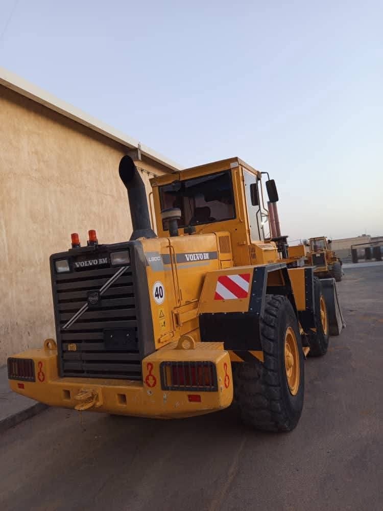 تركس فولفو 90C للبيع في سوريا، موديل 1998 تواجد دمشق، أفضل العروض على المعدات الثقيلة