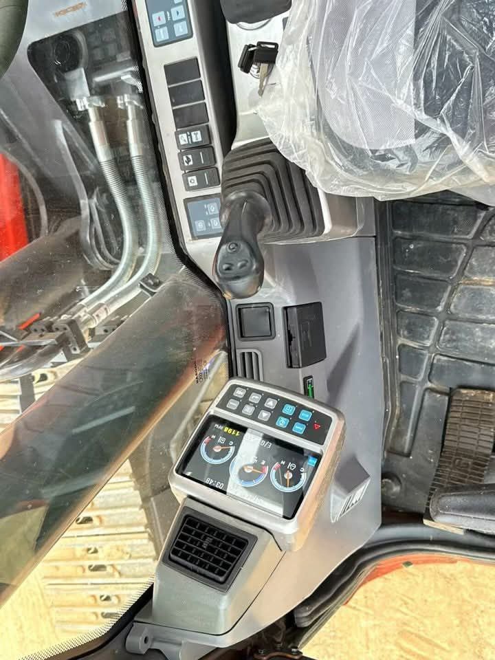 Doosan DX225 Excavator for Sale in Syria, 2024 Model with Delivery Available to All Provinces – Heavy Equipment Market Syria