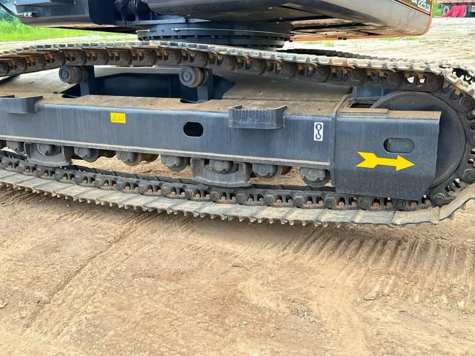 Doosan DX225 Excavator for Sale in Syria, 2024 Model with Delivery Available to All Provinces – Heavy Equipment Market Syria