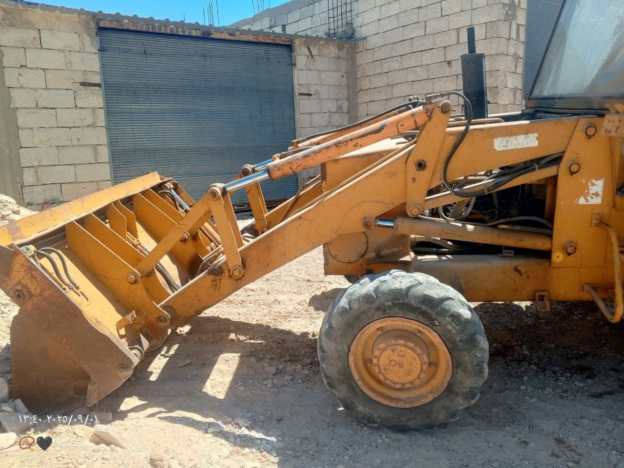 تركس جي سي بي للبيع في ادلب, لودر+حفار جي سي بي 180 موديل1997 تواجد ادلب, أفضل موقع لبيع المعدات الثقيلة في سوريا