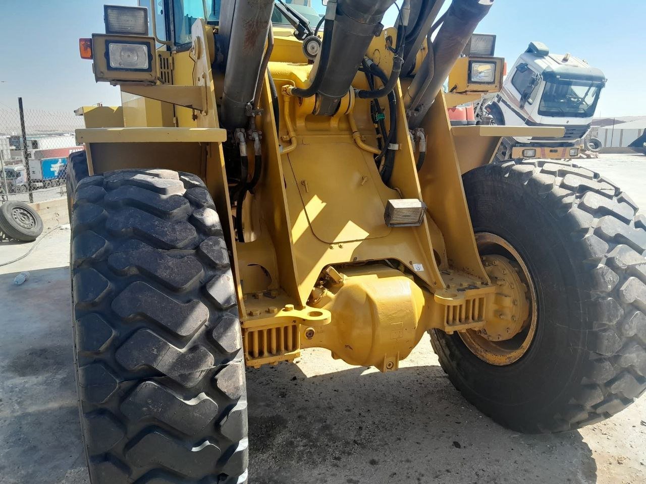 تركس  فولفو في دمشق, لودر فولفو L90 موديل1995تواجد دمشق, أفضل موقع لبيع المعدات الثقيلة في سوريا