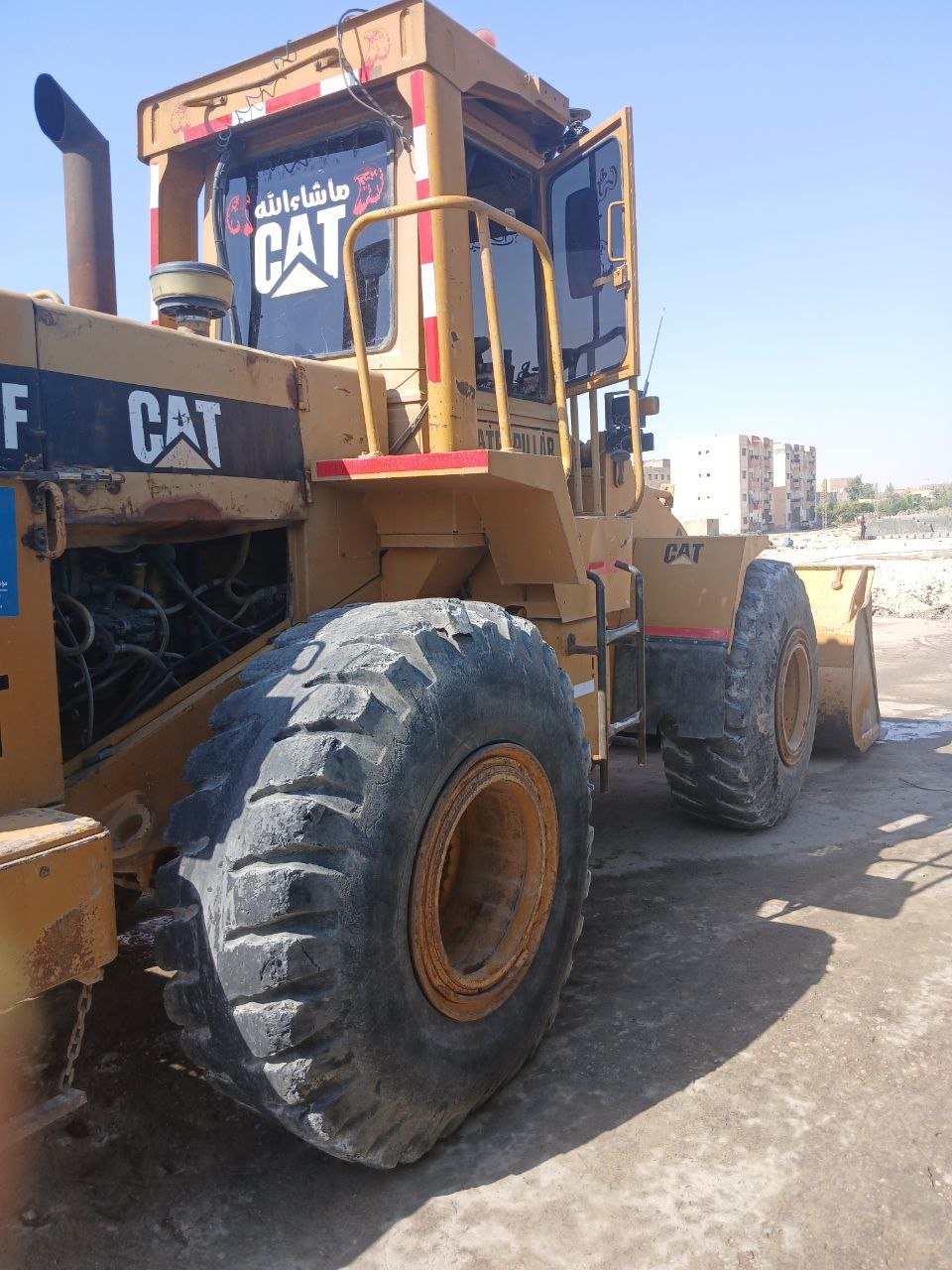 تركسات للبيع في سوريا, لودر كاتربلر 950f مديل 1992 توريد الكويت تواجد ديرالزور, يوجد توصيل لجميع محافظات سوريا