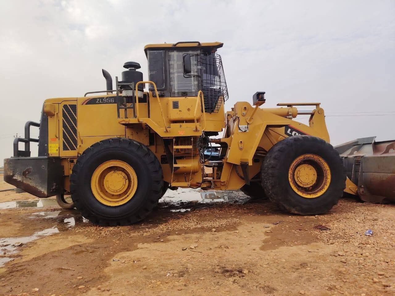 تركس للبيع في سوريا, لودر لوفول 56 مديل 2018  تواجد دمشق, أفضل موقع لبيع المعدات الثقيلة في سوريا