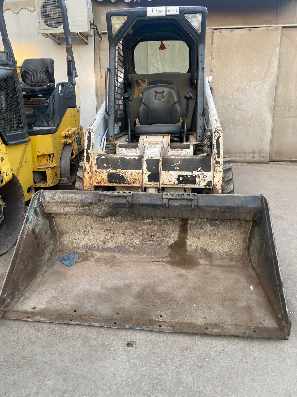 بوبكات للبيع في سوريا , Bobcat S130 موديل 2013 امكانية التوصيل لكل المحافظات السورية , أفضل موقع لبيع المعدات الثقيلة في سوريا