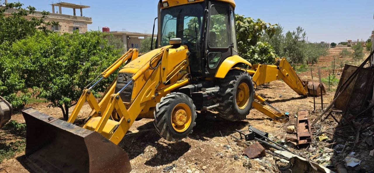 تركس للبيع في سوريا, لودر jcb 120 مديل 2004 تواجد درعا, أفضل موقع لبيع المعدات الثقيلة في سوريا