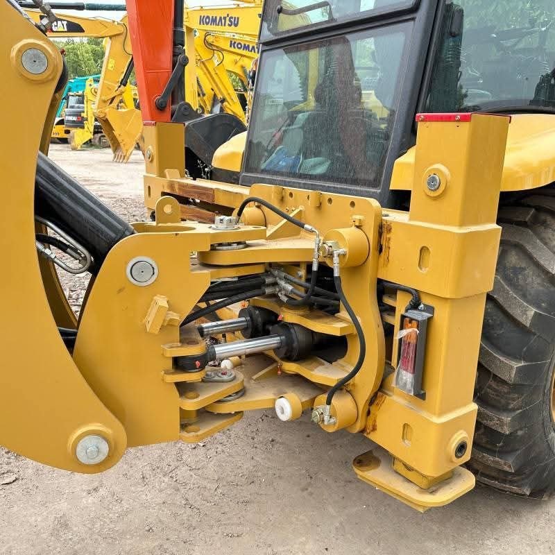 تركس للبيع في سوريا , لودر jcb 120 موديل 2012 تواجد دمشق , أفضل موقع لبيع المعدات الثقيلة في سوريا