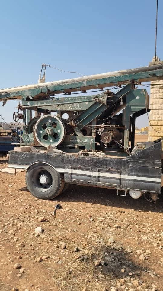 Excavator for sale in Syria, Mercedes 125, 1990 model, located in Idlib, the best site for selling heavy equipment in Syria.