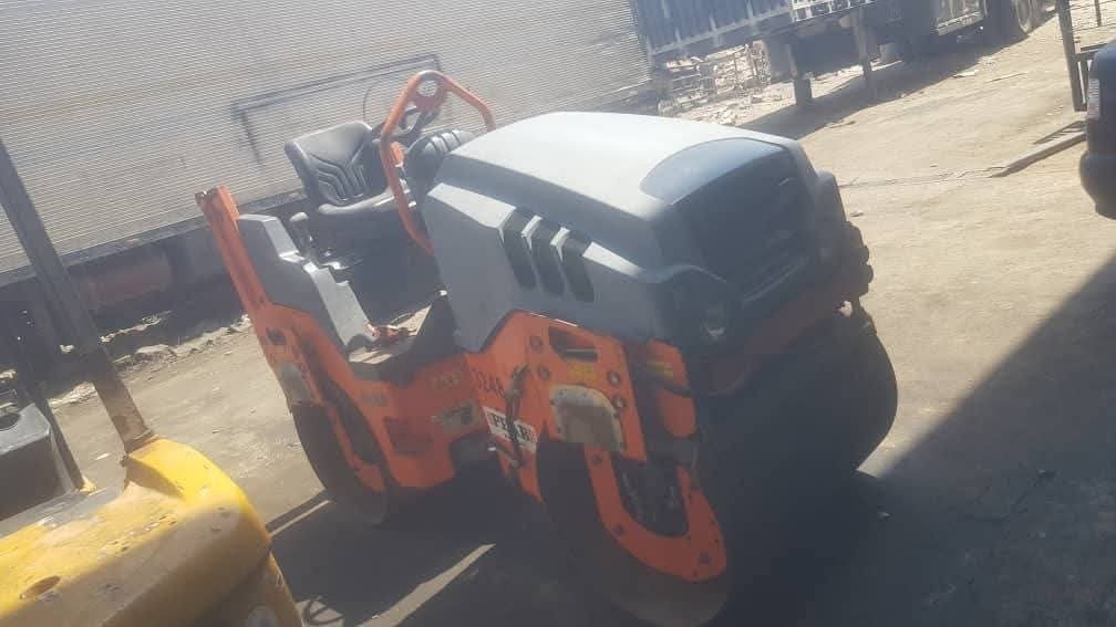 Roller for sale in Syria, HAMM 3248, 2011 model, located in Damascus, the best site for selling heavy equipment in Syria.