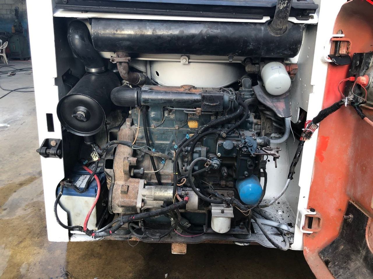 بوبكات للبيع في سوريا,  Bobcat S130 موديل 2005  تواجد دمشق, أفضل موقع لبيع المعدات الثقيلة في سوريا