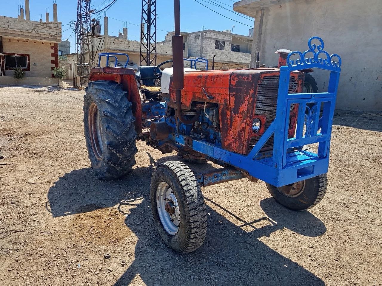 تركتور للبيع في سوريا, فرات 70موديل 1982  تواجد حمص, أفضل موقع لبيع المعدات الثقيلة في سوريا