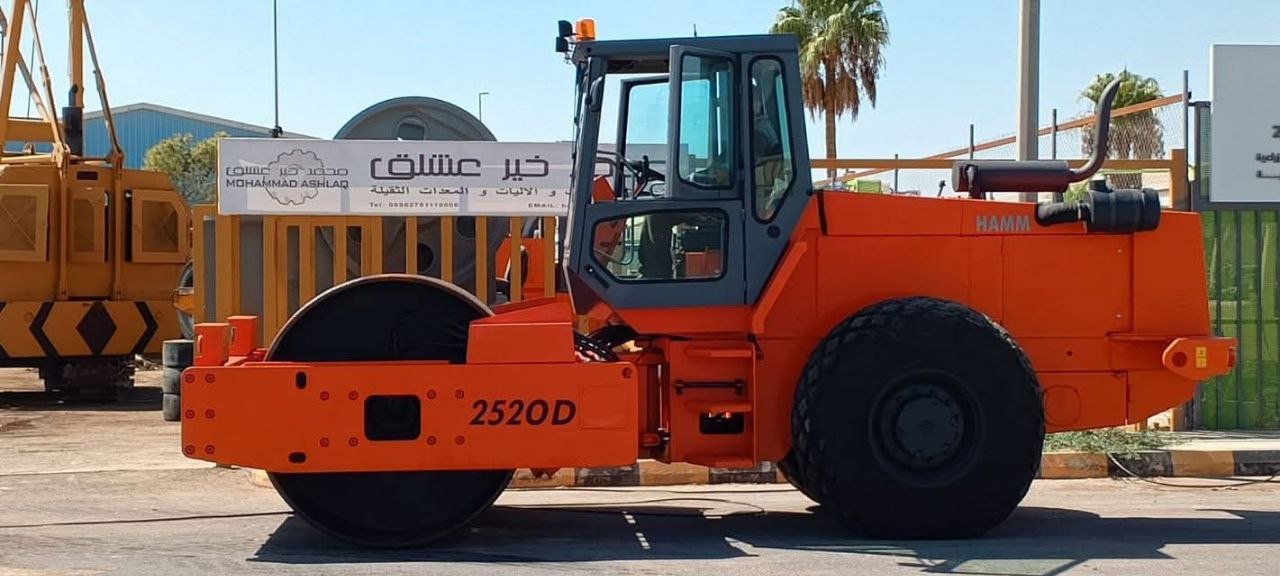 مدحلة للبيع في سوريا, HAMM 2025D موديل 1998  تواجد ادلب, أفضل موقع لبيع الشاحنات والمعدات الثقيلة في سوريا