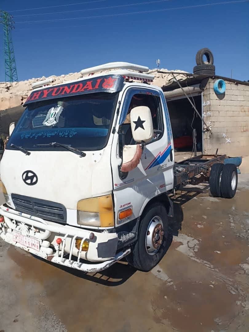 Truck head for sale in Syria, Hyundai Intercooler model 2007 located in Aleppo, the best place to sell trucks and heavy equipment in Syria.
