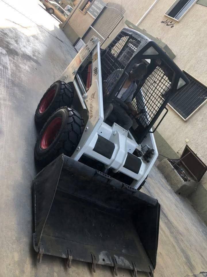 Bobcats for sale in Syria, Bobcat S130 model 2005 exported from Lebanon to Syria, the best site for selling trucks and heavy equipment in Syria.