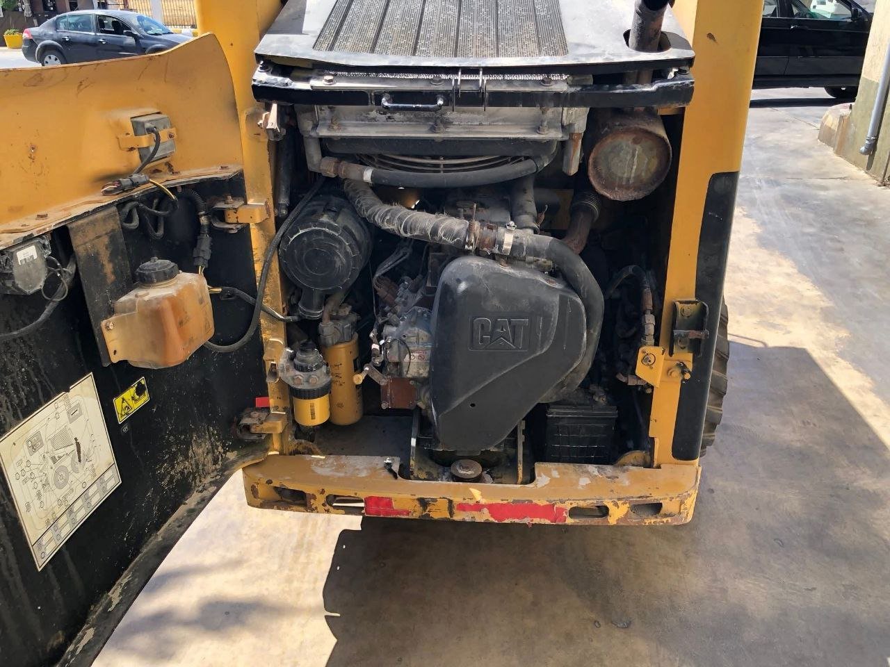 بوبكات للبيع في سوريا, Caterpillar 216 موديل 2008 تصدير من لبنان الى سوريا, أفضل موقع لبيع الشاحنات والمعدات الثقيلة في سوريا