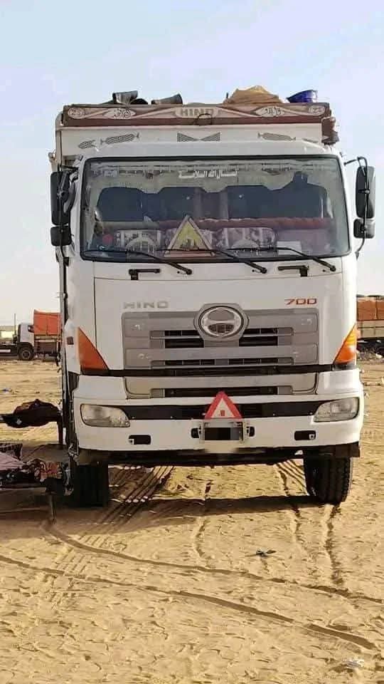 تريلا للبيع في سوريا, HINO 700 موديل 2016 تواجد حلب, أفضل موقع لبيع الشاحنات والمعدات الثقيلة في سوريا