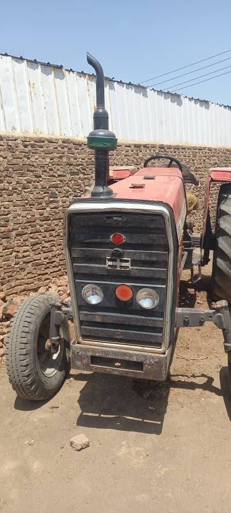 Tractor for sale in Syria, Massey Ferguson 265 model 2007 located in Aleppo, the best site for selling trucks and heavy equipment in Syria.
