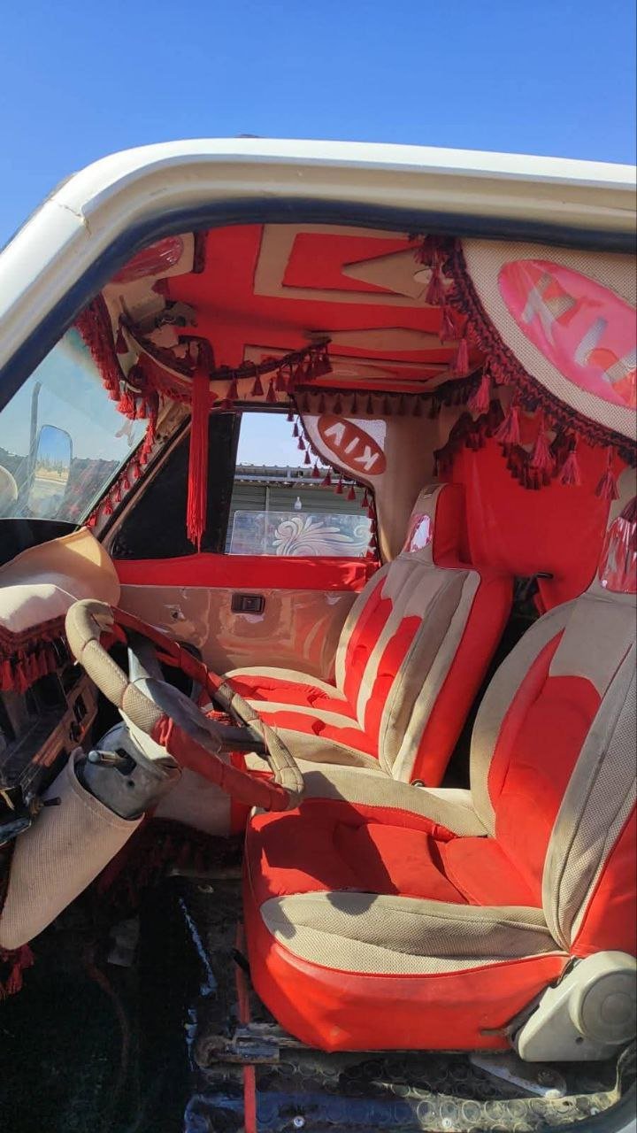 Kia truck for sale in Damascus, Kia 3600 model 1996 located in Damascus, the best site for selling trucks and heavy equipment in Syria